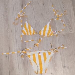 SOLID & STRIPED Simple Bikini